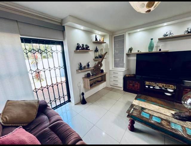 3 BEDROOM FREESTANDING FOR SALE IN BIRCHLEIGH